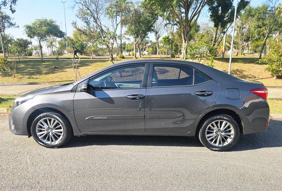 TOYOTA COROLLA 2.0 XEI 16V FLEX 4P AUTOMÁTICO TOYOTA COROLLA 2.0 XEI 16V FLEX 4P AUTOMÁTICO